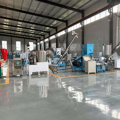 Ayam Jerky Granule Pet Extruder Machine Protein Tinggi Kering Alami Makanan Kucing Kucing Memperlakukan