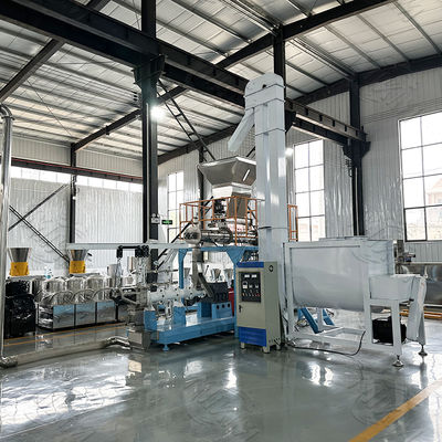 Sepenuhnya terus menerus dan Otomatis Ikan / Anjing Pet Food Extruder Equipment 1ton -3 ton / h