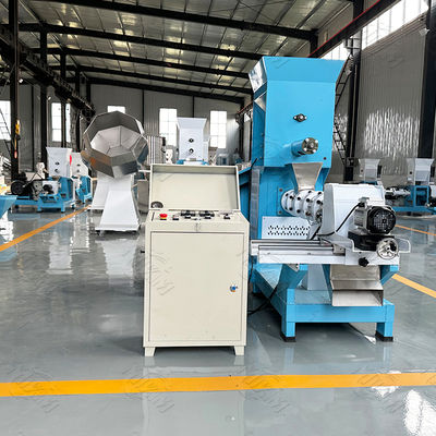 Durable Dry Pet Food Processing Extruder Makanan Anjing Untuk Garansi Tiga Tahun