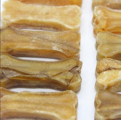 Berbagai Bentuk Mesin Membuat Tulang Anjing 9KW Mesin Perawatan Kulit Rawhide Anjing yang Berbeda