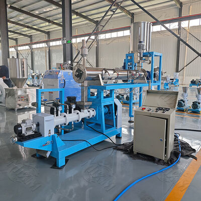 High-efficiency Pet Food Extruder machine for producing dog cat fish and bird feed with customizable formulas and comprehensive nutrition